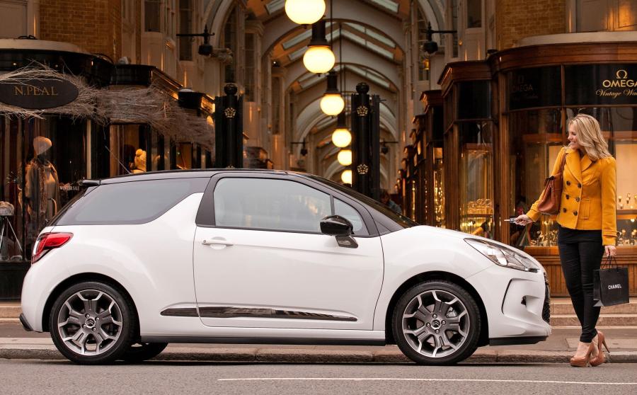  Citroen DS3 Ultra Prestige 2012 года  (фото 9 из 10)